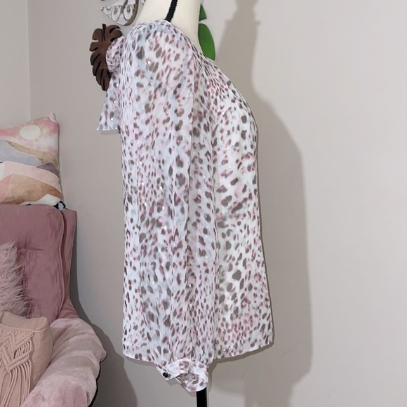 Talbots Pink Snow Leopard Popover Blouse Sz. S - Picture 12 of 15
